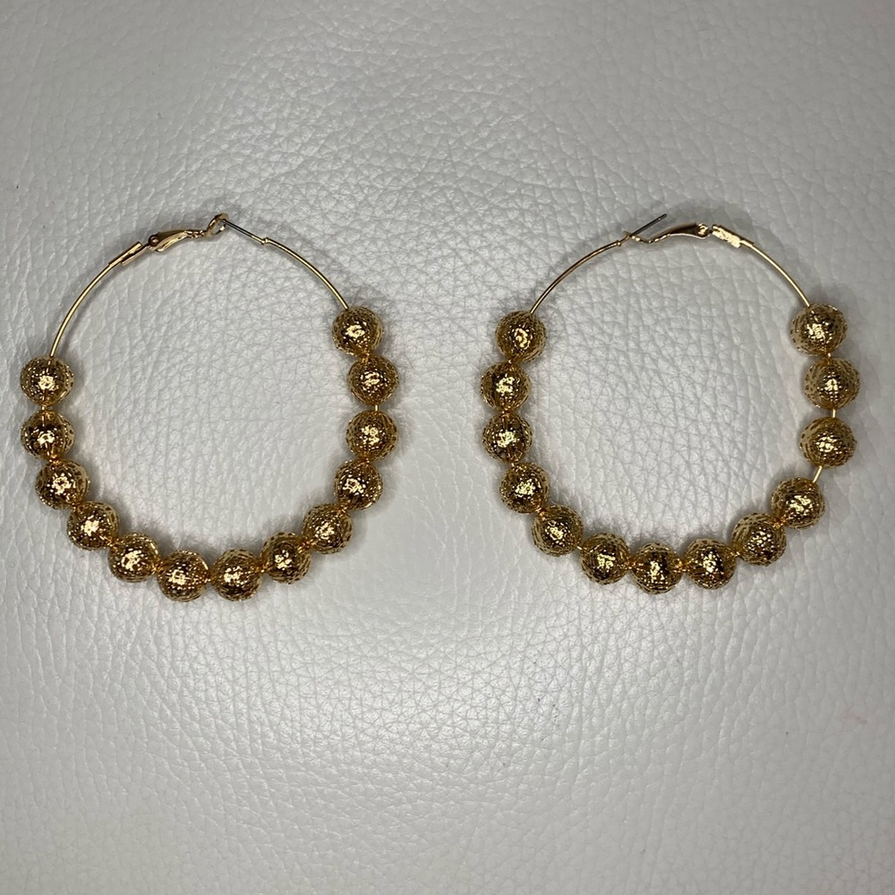 HOLLOW GOLD HOOPS